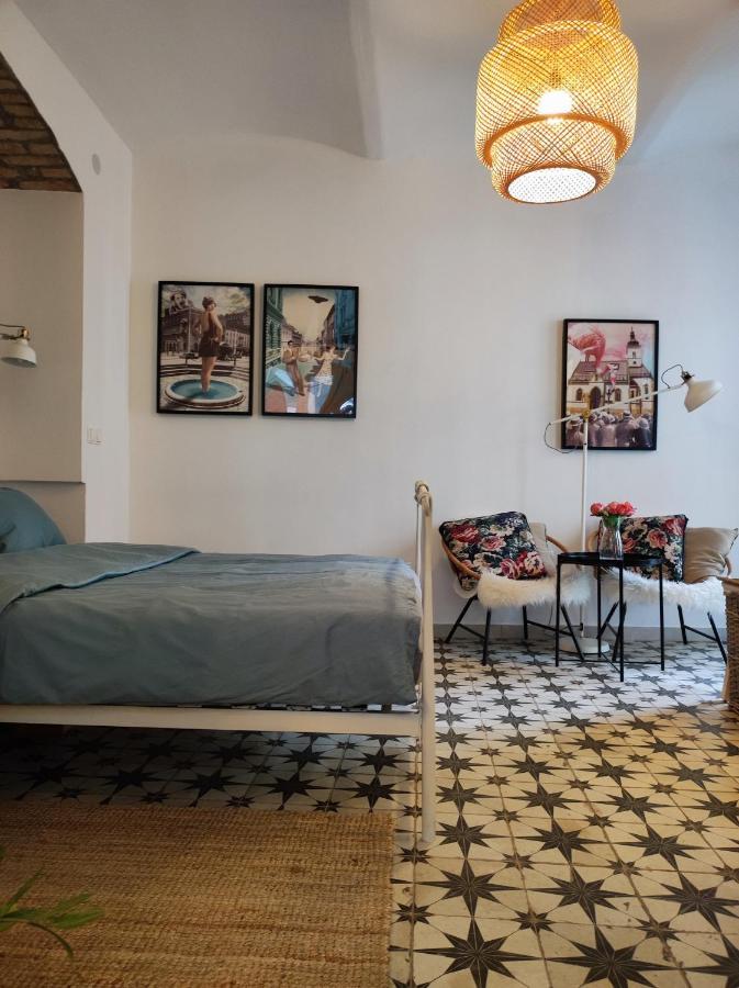 Studio Apartment Frano Zagreb Exteriör bild